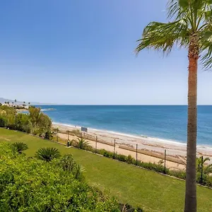 https://luxury-three-bedroom-apartment-with-pool.1costadelsol.com